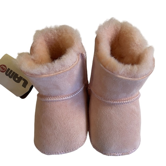 LAMO FOOTWEAR PINK SHEEPSKIN BABY BOOTIES - SIZE LARGE - NWT! - Picture 5 of 7